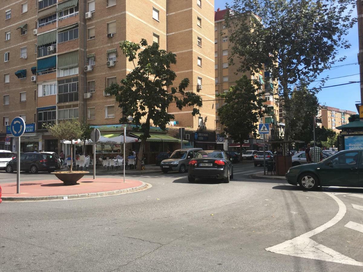 Piso Vacaciones En Familia O Amigos Apartment Malaga Bagian luar foto