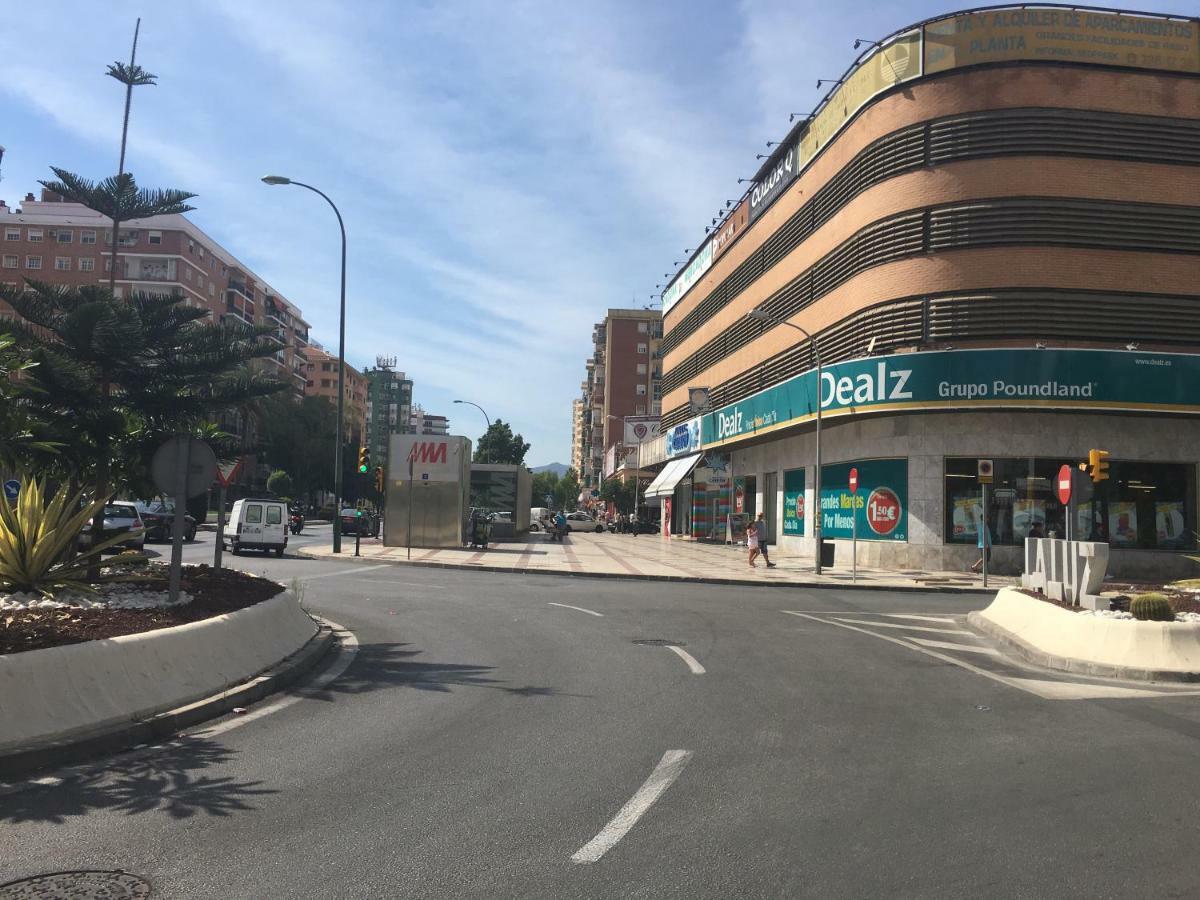 Piso Vacaciones En Familia O Amigos Apartment Malaga Bagian luar foto